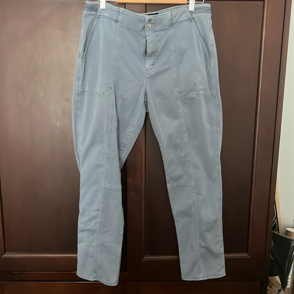 WHBM Midrise straight crop pants THIS SEASON - Picture 7 of 8